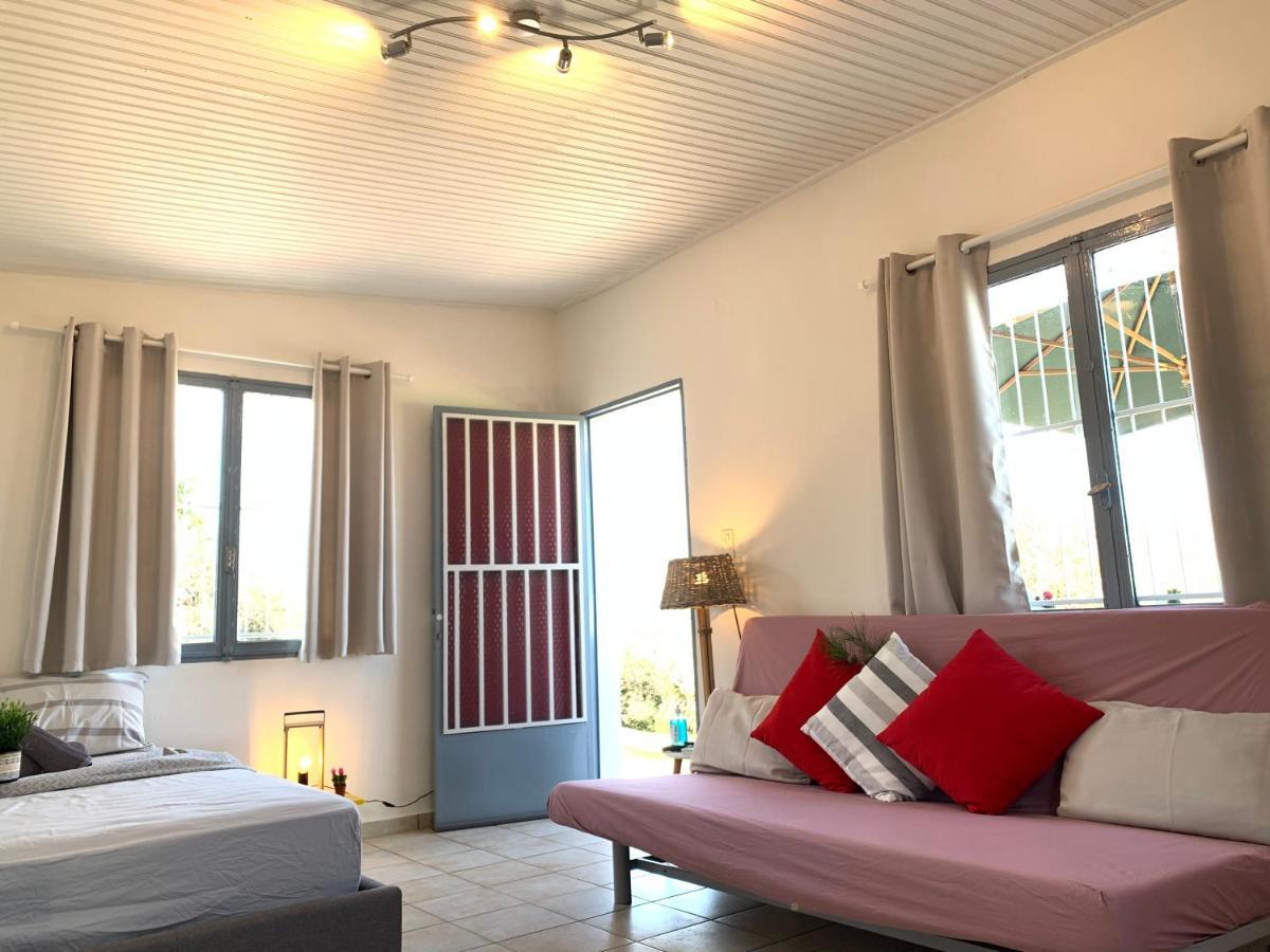 فيلا Olive Hill Private House Poros Town المظهر الخارجي الصورة