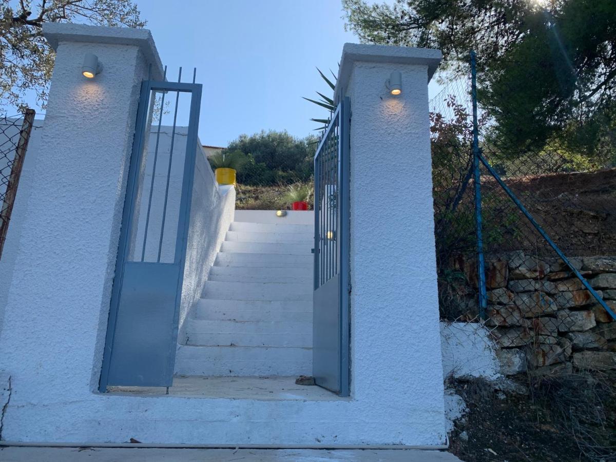 فيلا Olive Hill Private House Poros Town المظهر الخارجي الصورة